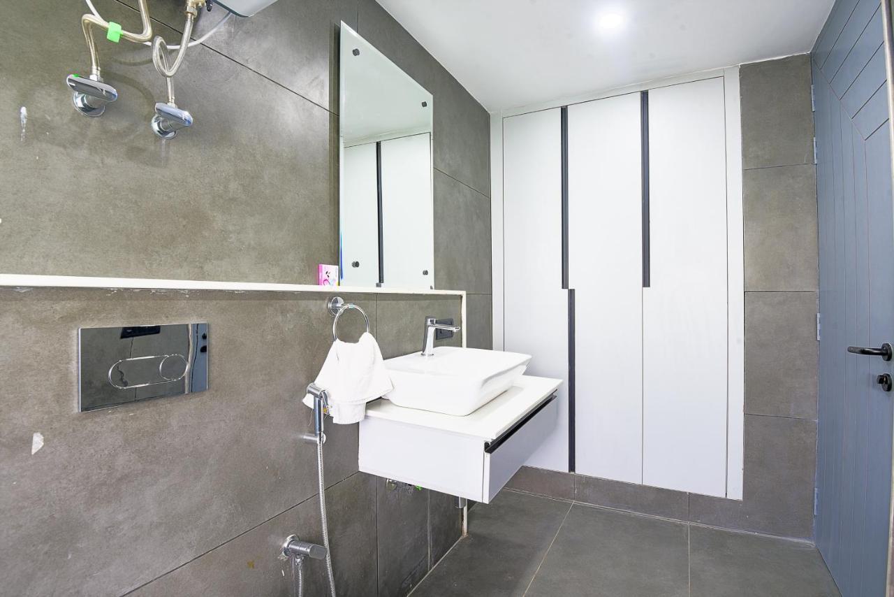 Bedchambers Serviced Apartments, Mg Road Γκουργκάον Εξωτερικό φωτογραφία