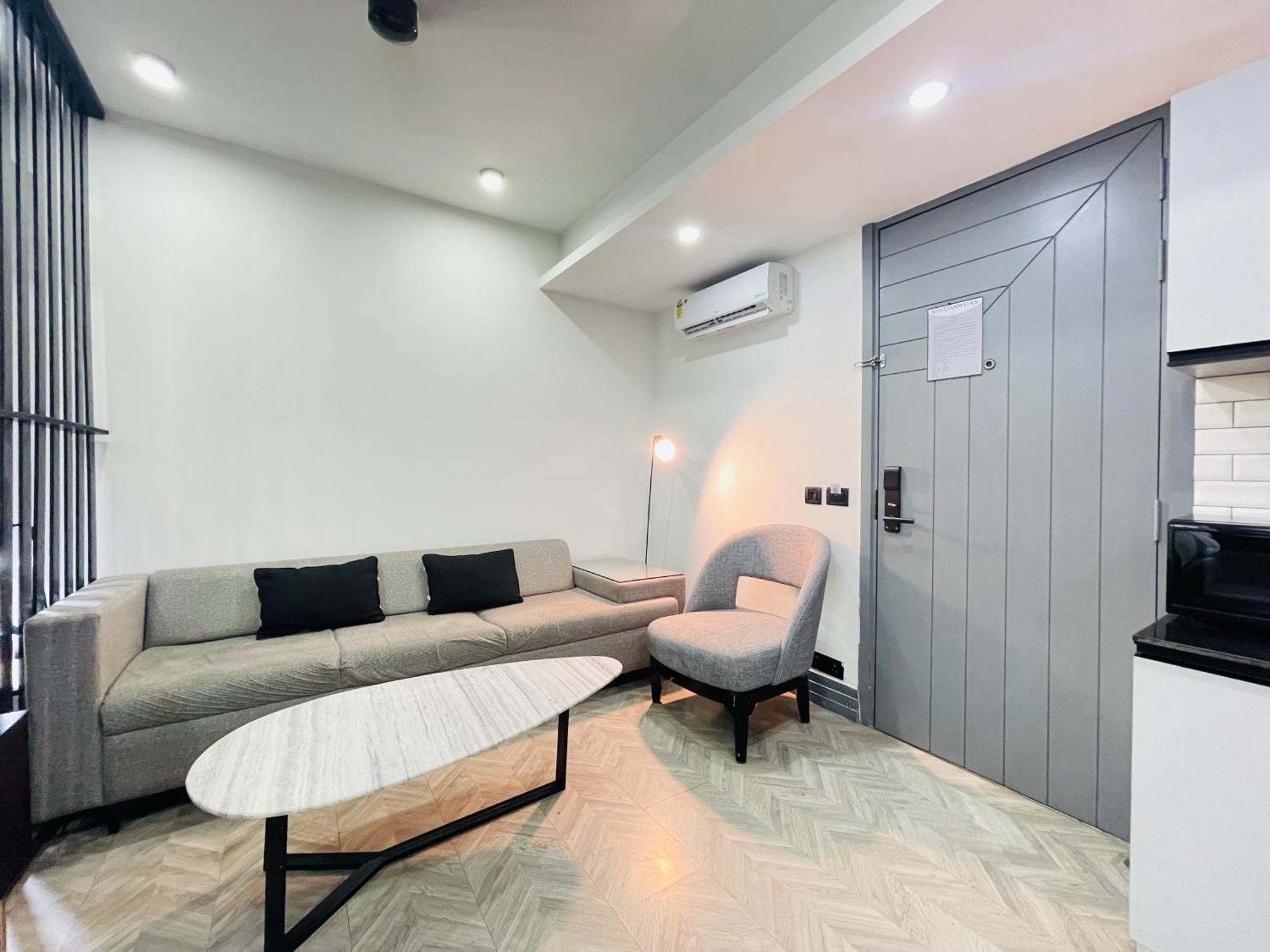 Bedchambers Serviced Apartments, Mg Road Γκουργκάον Εξωτερικό φωτογραφία
