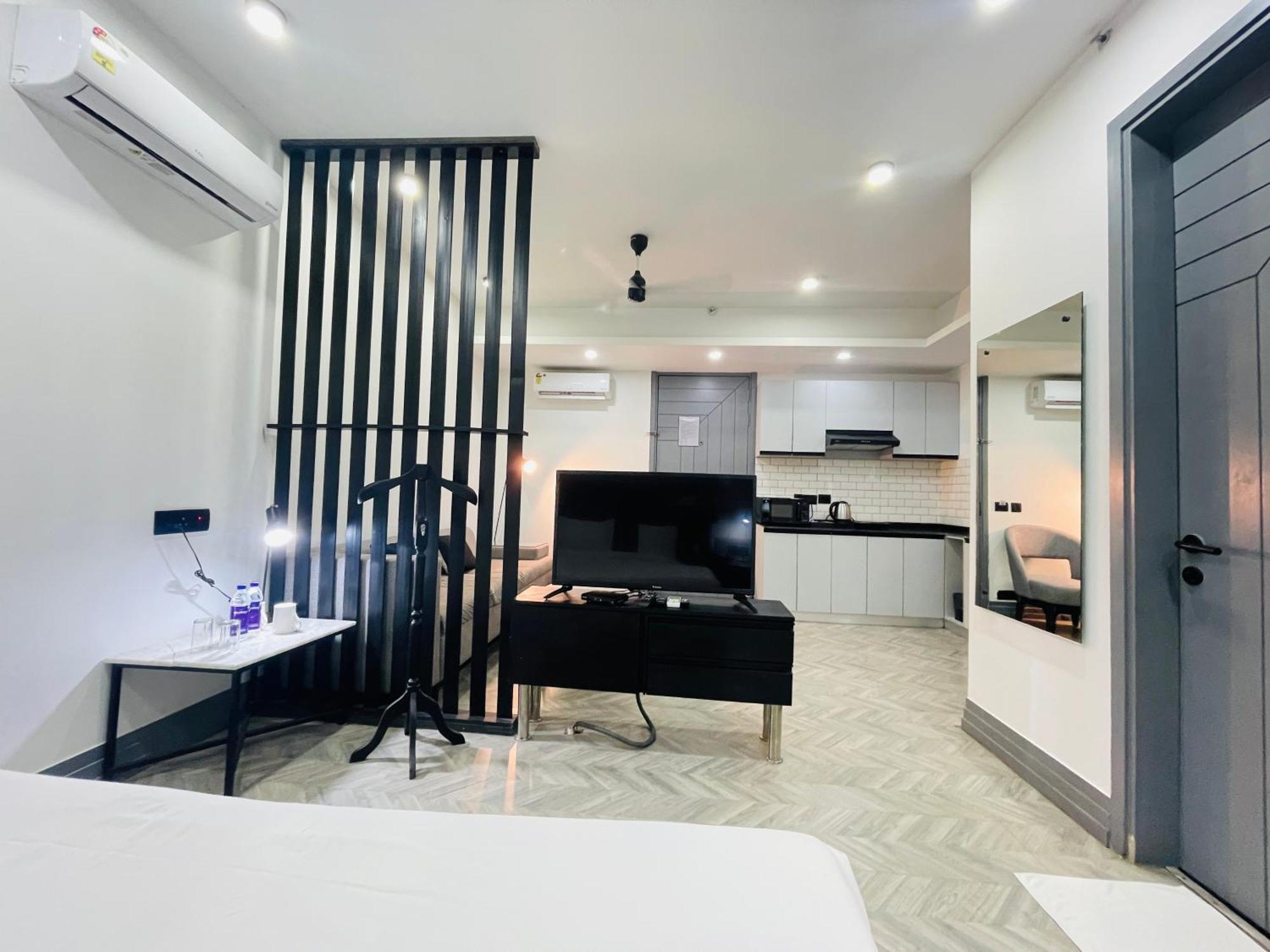 Bedchambers Serviced Apartments, Mg Road Γκουργκάον Εξωτερικό φωτογραφία